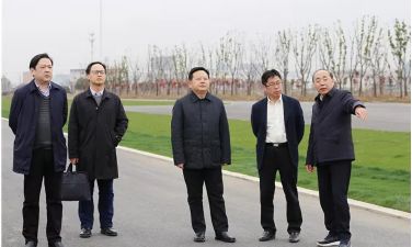 常州市发改委主任潘冬铃一行参观调研